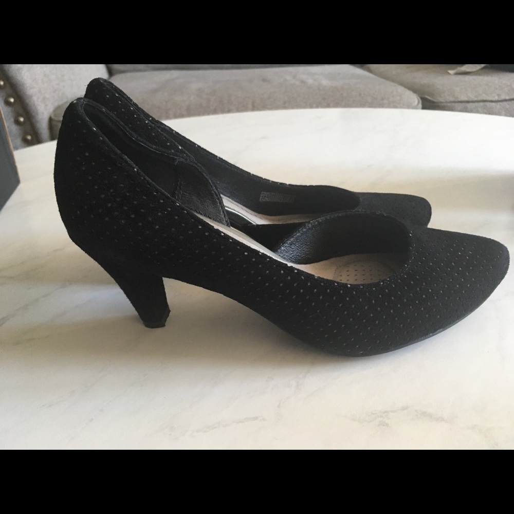 Tsubo D Orsay black pumps